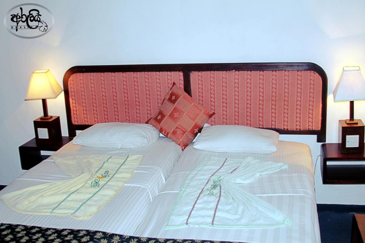 Hotel Araliya Villa Balapitiya Bagian luar foto